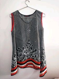 Patterned Sleeveless Top