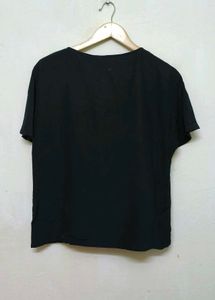 Trendy New Black Top For Women