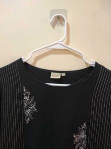 NEERUS Elegant Black kurta