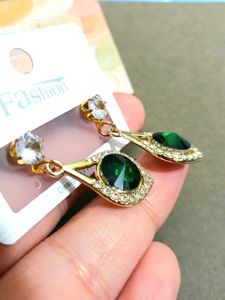 Emerald Green Earrings - BRAND NEW🌟