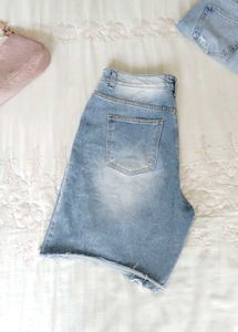 Frayed Hem Denim Jorts