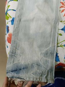 Light Wash Distressed Jeans