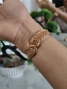 Daisy Flower Bangle Bracelet