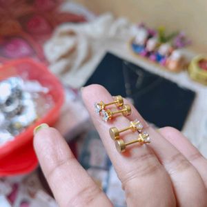 Unisex ad stone Studs