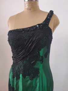 Emerald &amp; Black One-Shoulder Gown