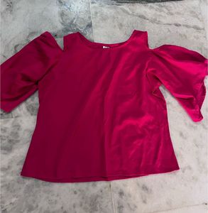 Off-shoulder Top