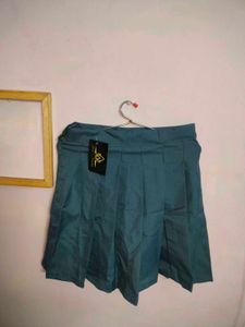 Y2K SKATER SKIRT