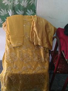Elegant Gold Embroidered Salwar Kameez