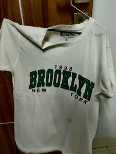 ✨ Brooklyn 1898 Oversized Tee – White | Size M