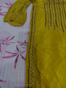 Kurti And Chunni