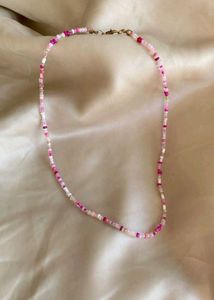 Pink Beaded Necklace🩷