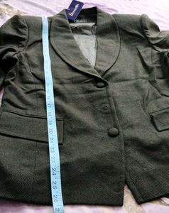 Stylish Women's Olive Green Blazer