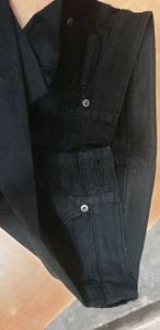 UNIQLO imported black jeans (Non Stretchable)
