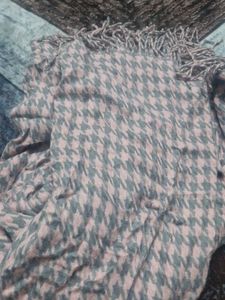 Houndstooth Stole