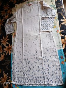 W Kurta Gently Used