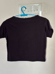 Black Cropped T-Shirt