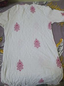Elegant Embroidered Kurta