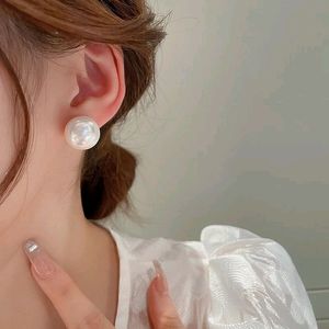 Pearl Studs