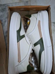 Roadster Sneakers Men