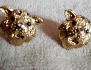 Designer Latest Trending Ear Studs