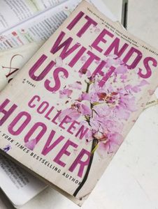 IT ENDS WITH US by COLLEEN HOOVER 🌷