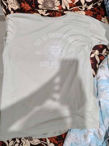 graphic tees set of 4- XL