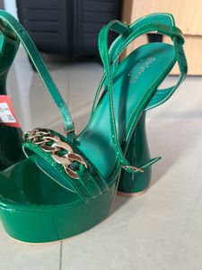 Emerald Platform Heels with Chain