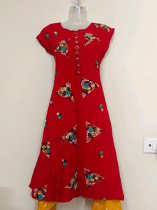 Reyon Kurti