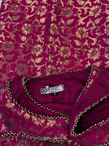 Inddus Women Pink And Gold Woven Kurta Set