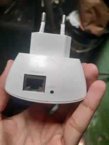 TP-Link Wi-Fi Router and extender combo