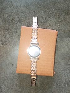 Elegant Women&#39;s Watch