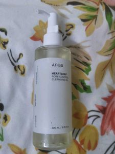 Anua Cleansing Oil