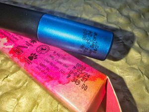 Nykaa GlamorEyes Eyeliner - Chaotic Calypso