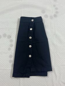 Short skirt