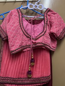 Saree With Blouse