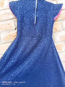 Our shop has all types of children&#39;s clothes.