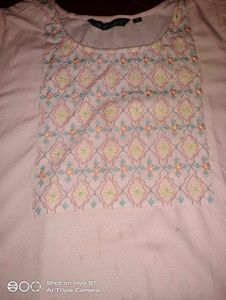 Avaasa Kurti