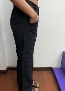 Black Cargo Pant Can Turned Into Bermuda Short
