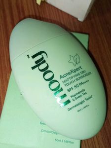 Moody Acne Expert Sunscreen