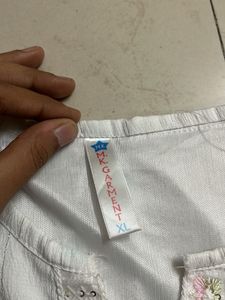 White Embroidered Kurta