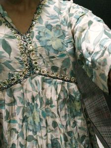 Light Green Short Kurtis With Pant