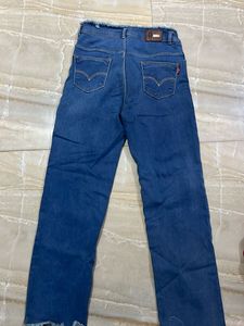 I’m Selling Jeans