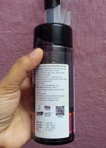 🌸VITAMIN C FOAMING FACE WASH🌸