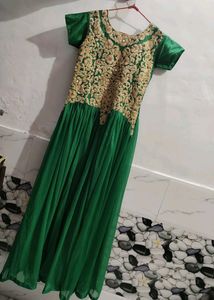 🌸Green Embroidery Gown With Churidaar And Duapatt