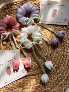 Tulip Scrunchie