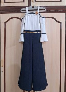 Elegant Off-White &amp; Navy Blue Jumpsuit