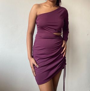 Cutout Bodycon Dress 🎀