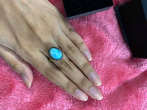 Vintage Style Ring (without box)