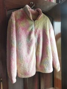 Luxury Women&#39;s L/XL Faux Fur Jacket For Winters