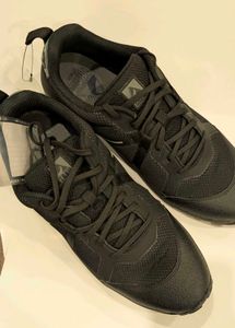 Black Trekking Shoes size 8 🔥